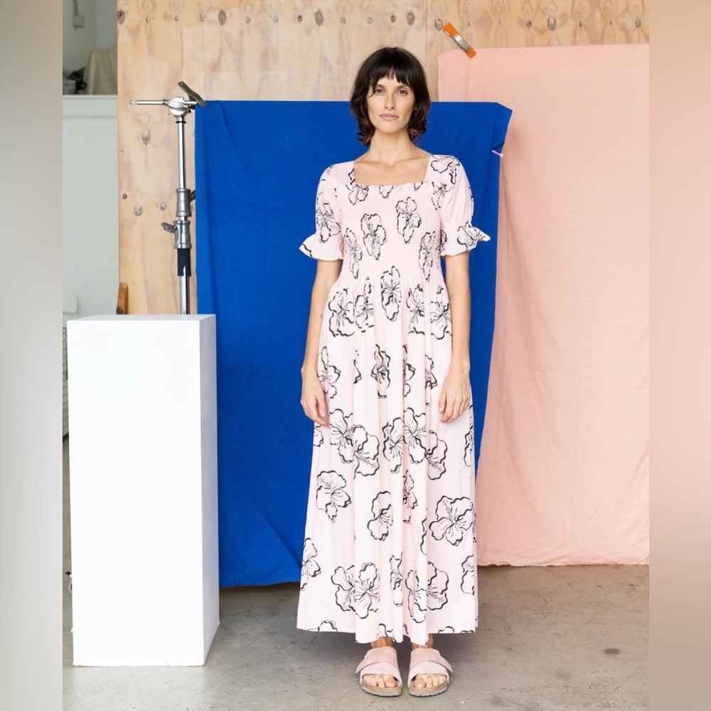 NWT Little Tienda Pink Hibiscus Leni dress